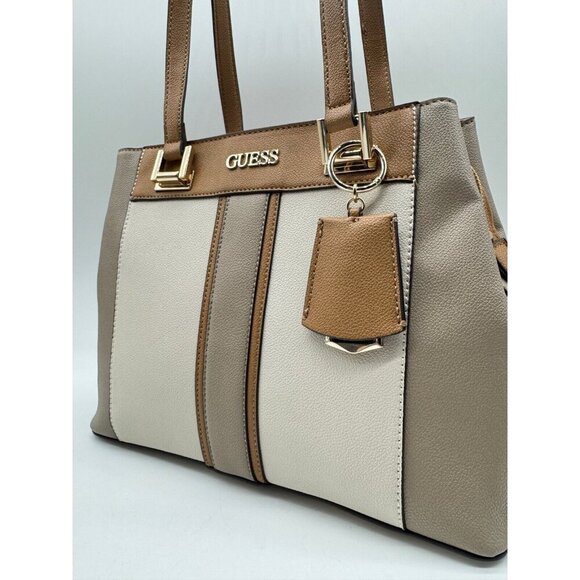 Guess Trixy faux-leather medium tote shopper bag - Taupe /Beige (Used) - Picture 4 of 12